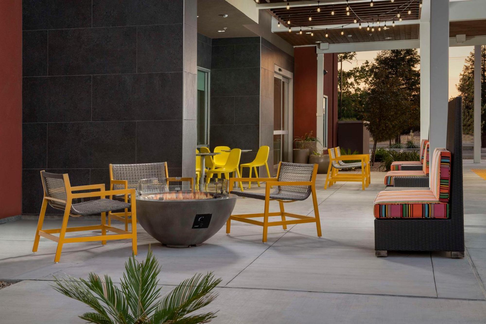 Home2 Suites By Hilton Clovis Fresno Airport Εξωτερικό φωτογραφία